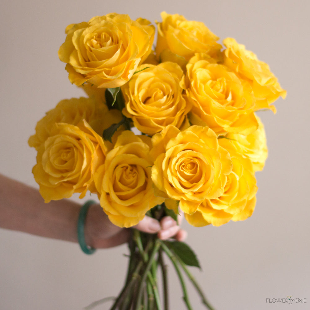 Yellow Roses Diy Wedding