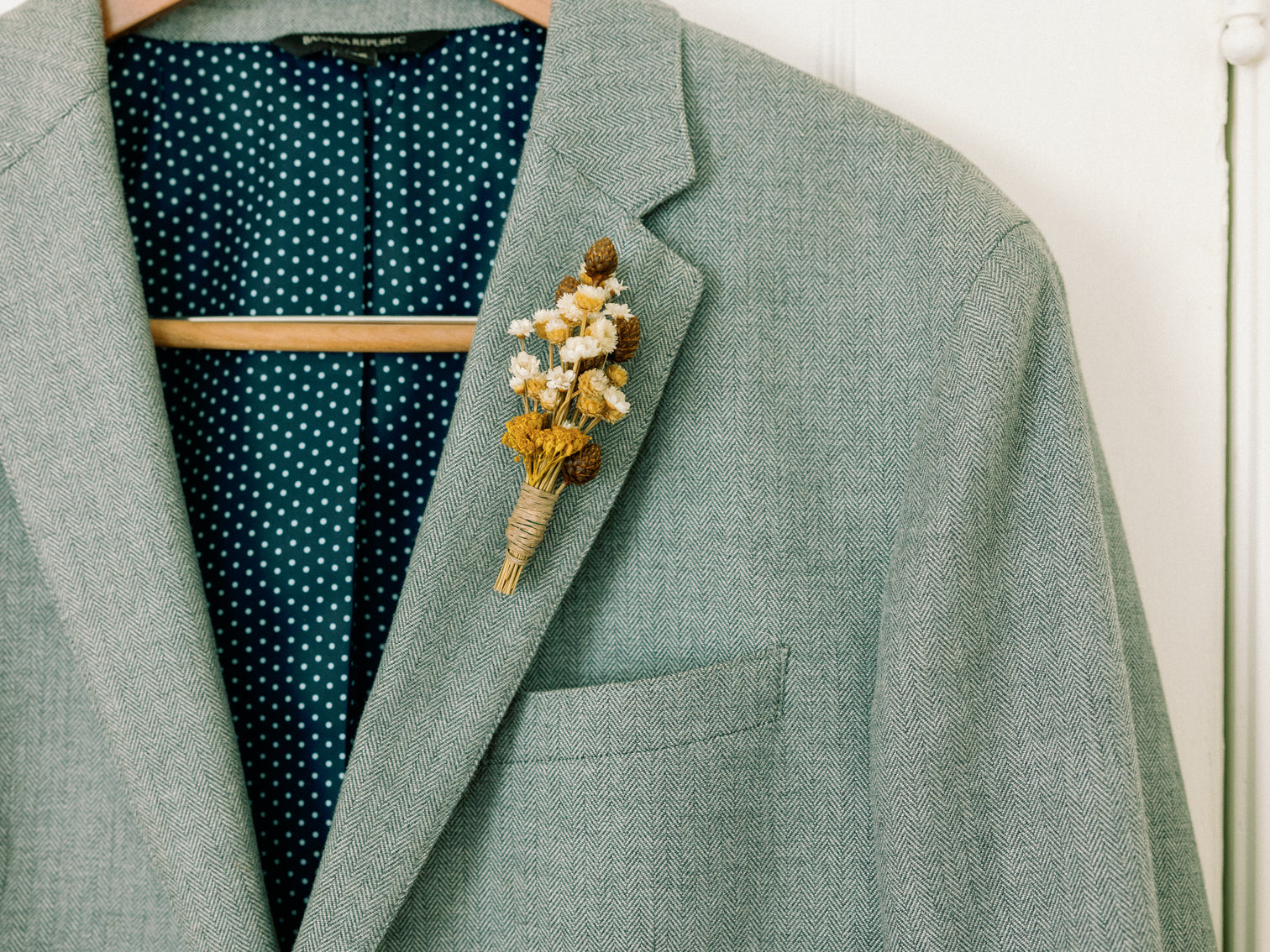 Dried Flower Boutonniere