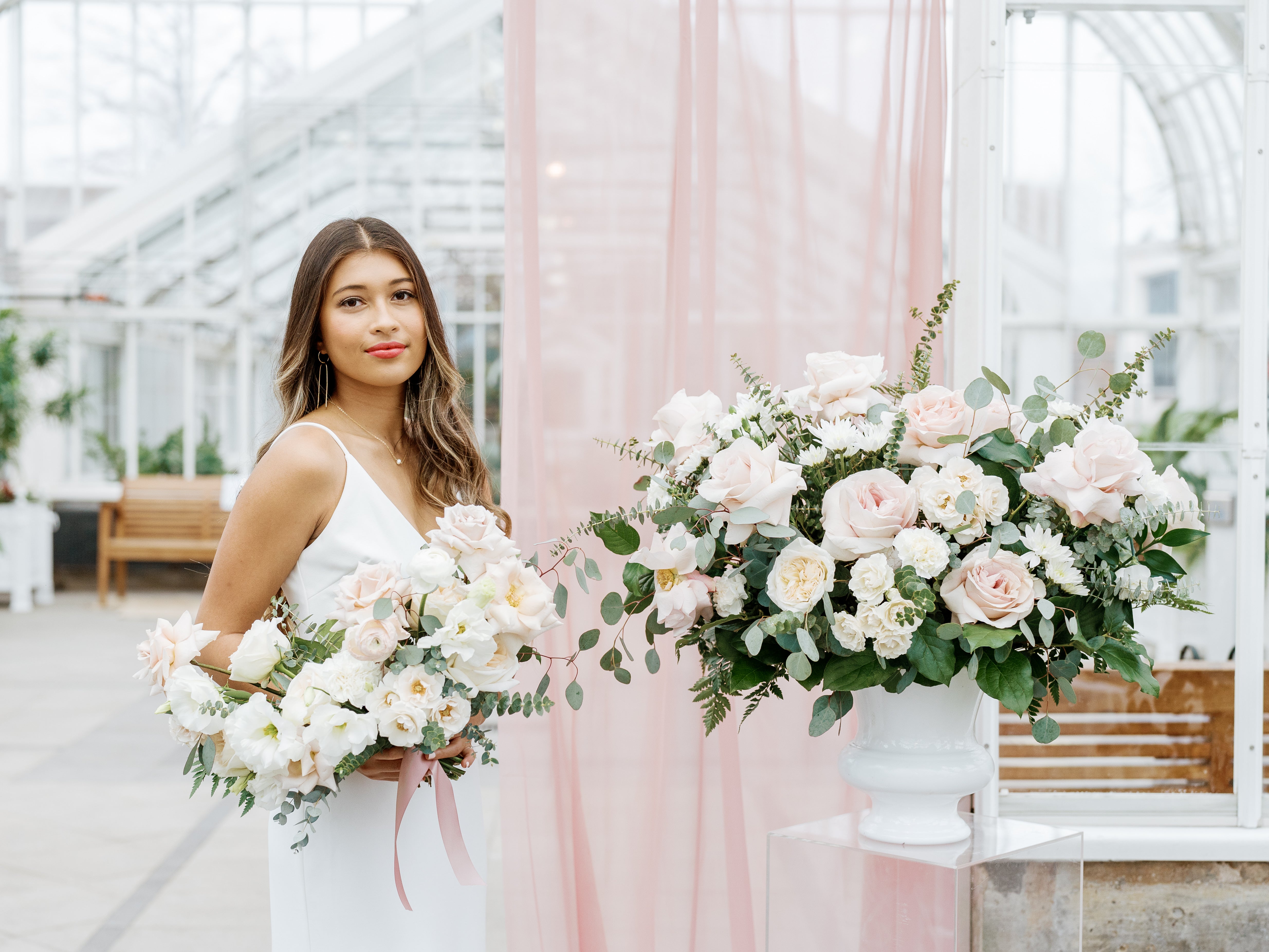 5 Tips to Style Your Reception Table