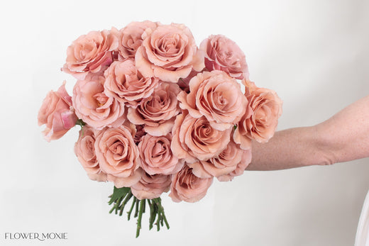 The Ultimate Guide to Creating Stunning DIY  Rose Bouquets for Your Wedding