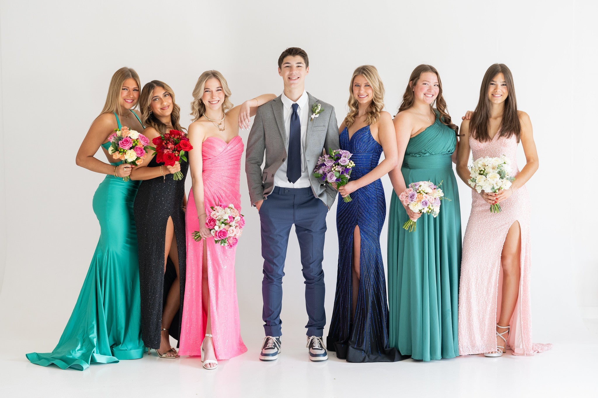 The Ultimate Guide to Prom Bouquets and Boutonnieres – Flower Moxie