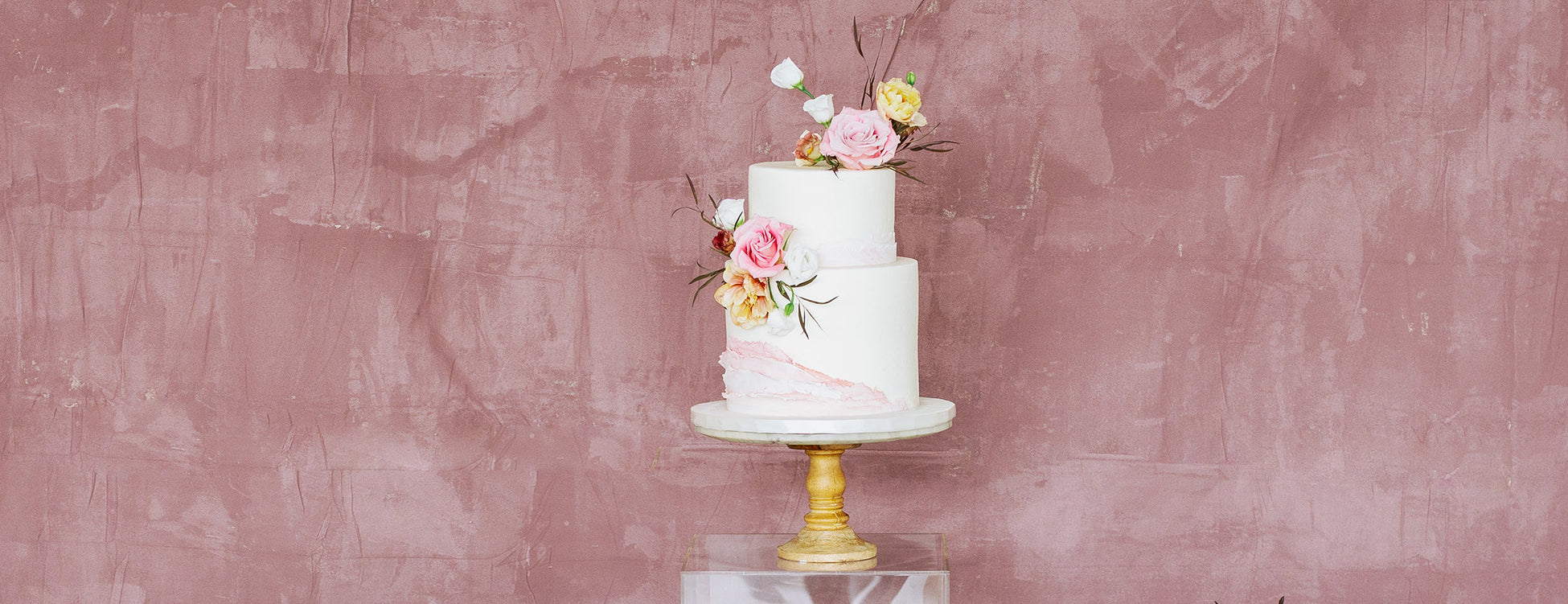 How to Decorate a Wedding Cake with Flowers DIY Flowers Flower Moxie