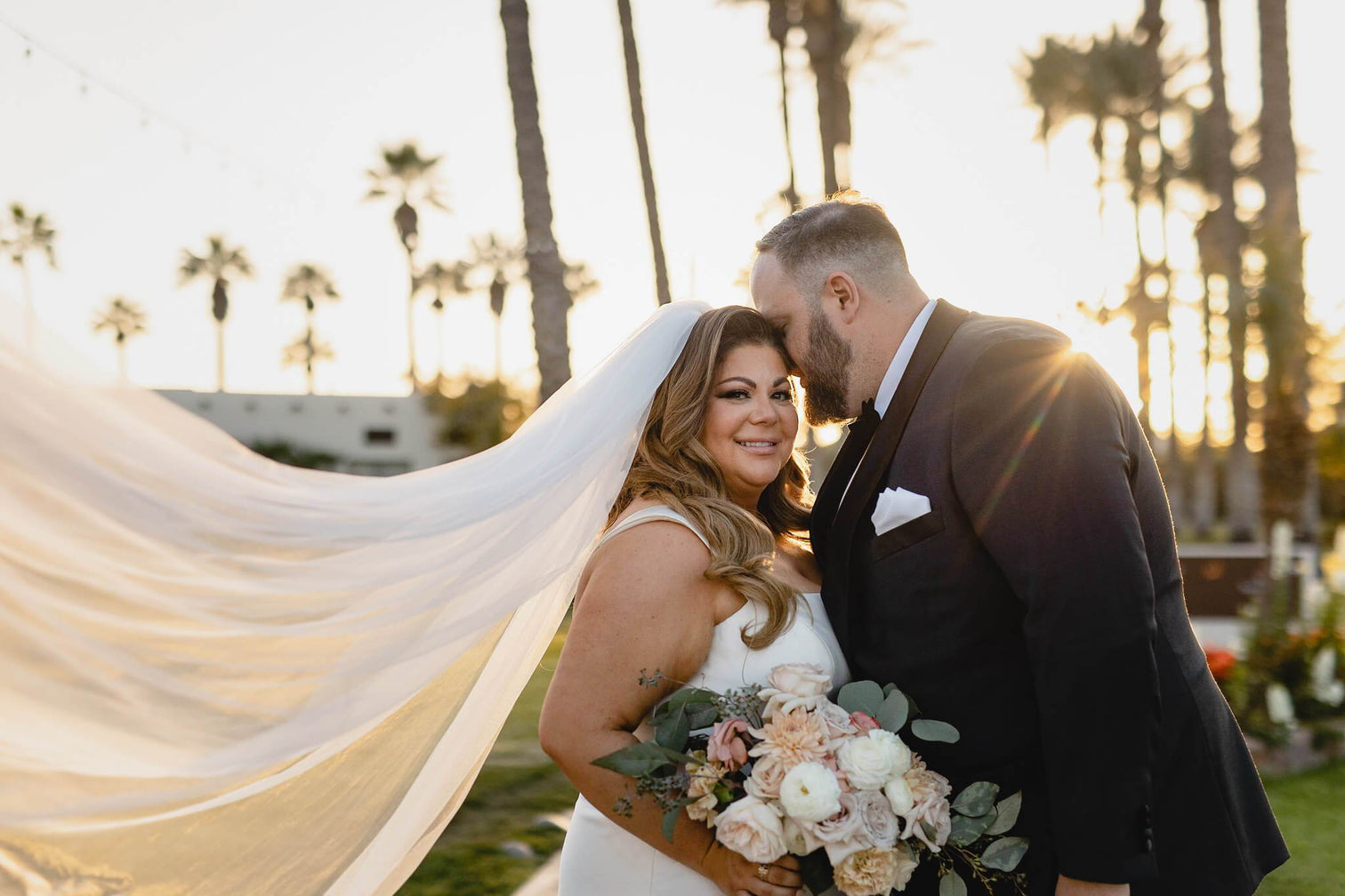 37 Simple DIY Wedding Flower Hacks