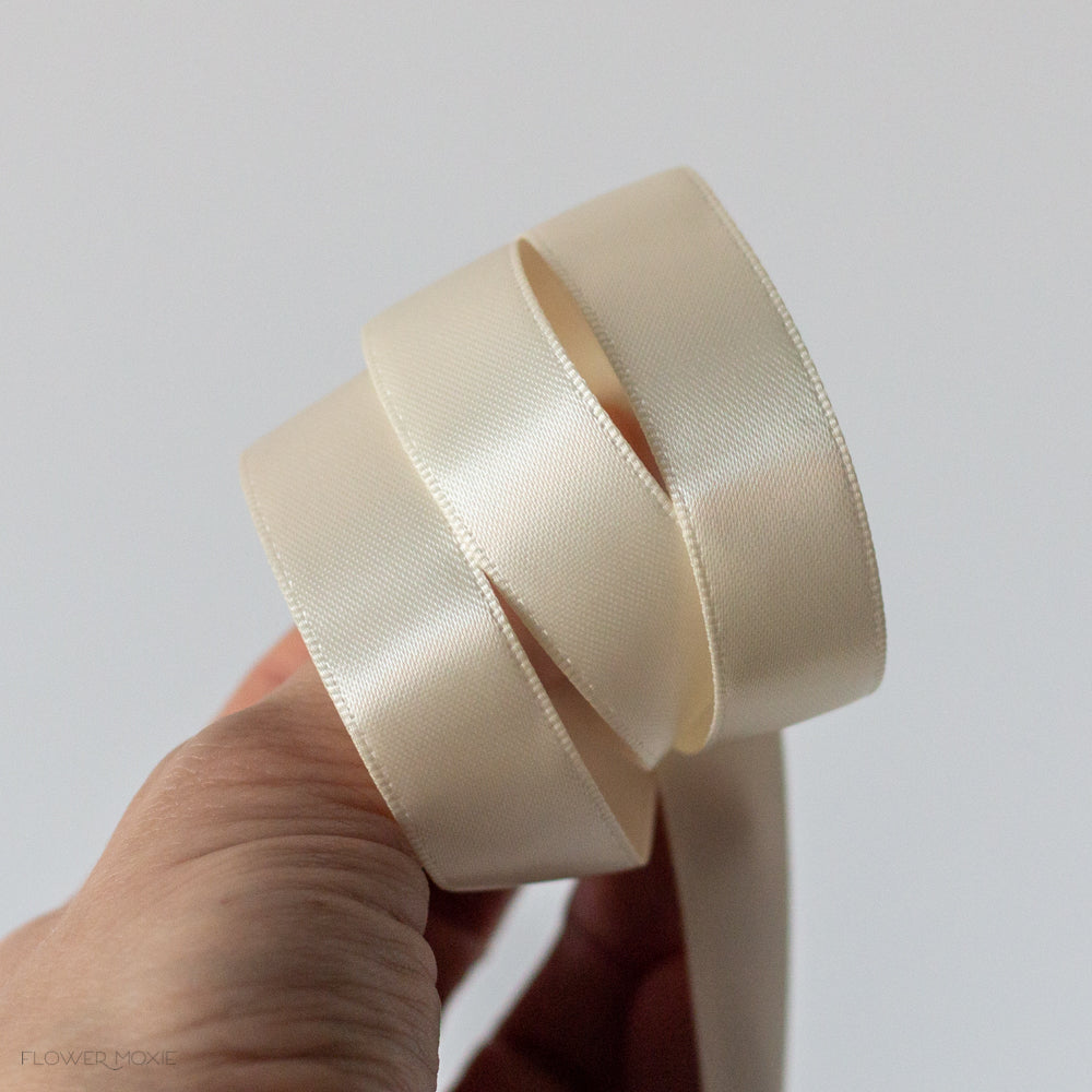 Ivory Boutonniere Ribbon