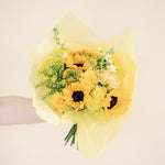 yellow bridal bouquet and bridesmaid bouquet