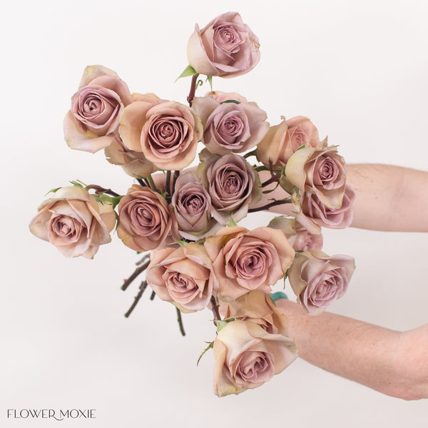 Amnesia Lavender Roses | DIY Wedding Flowers | Flower Moxie