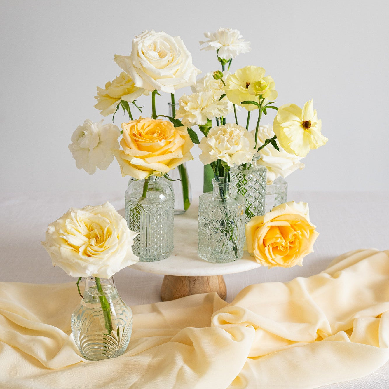 Buttercream Bud Vases - Set of 20