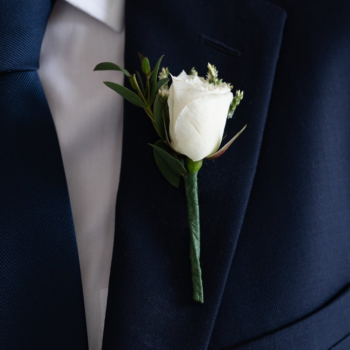 Cream Modern Premade Boutonnieres