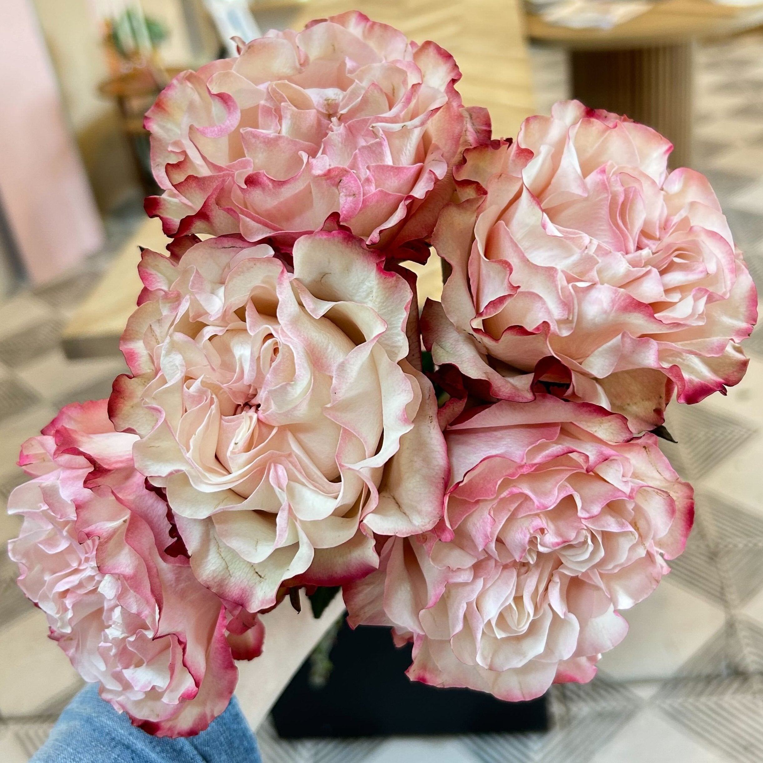 bulk country candy pink ombre garden roses