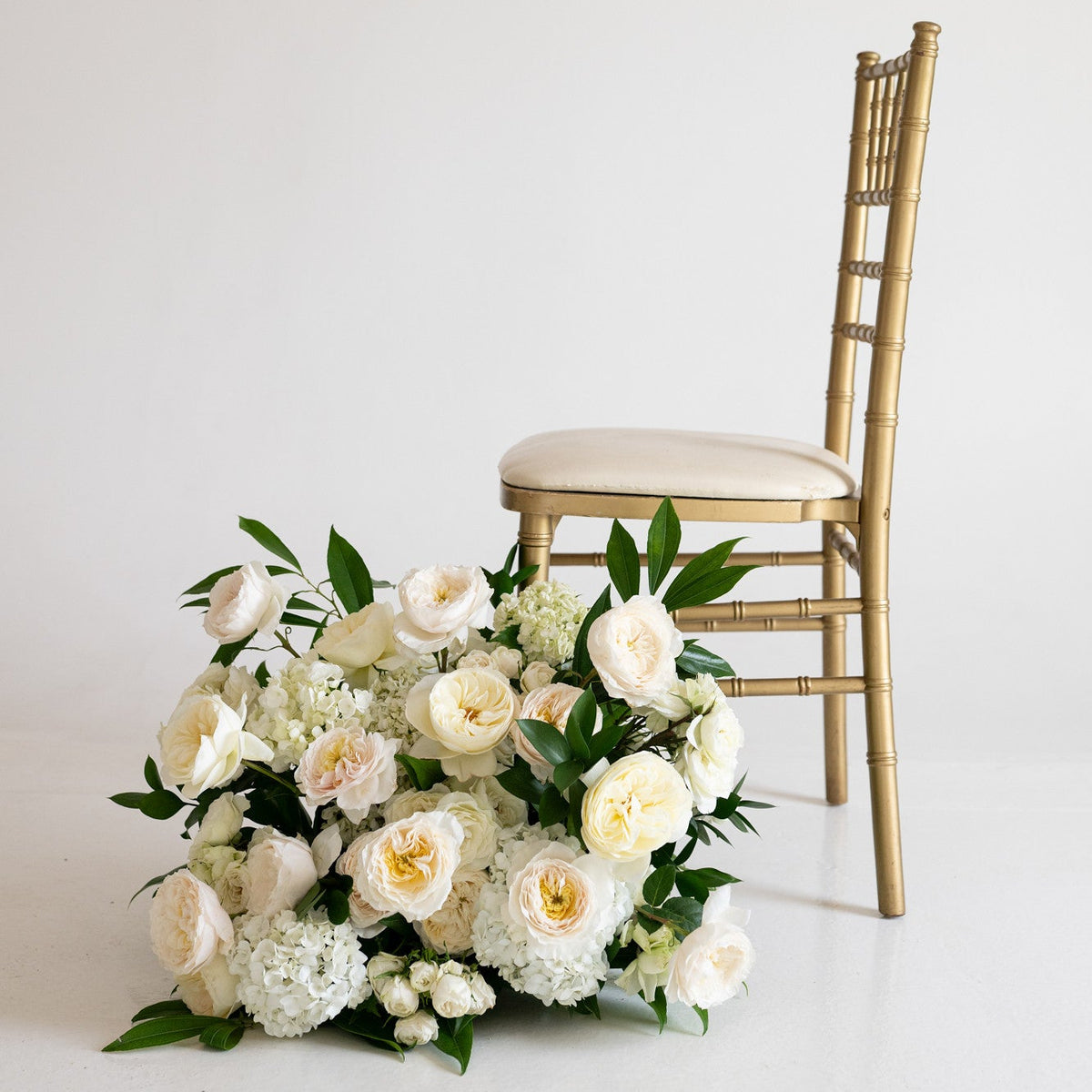 Ivory Garden Rose Large Aisle Marker Arrangement