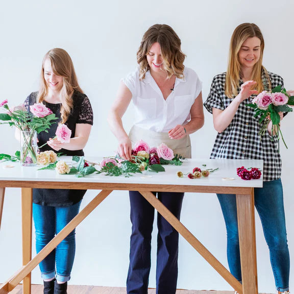 7 Flower Arranging Mistakes to Avoid - Cascade Floral Wholesale