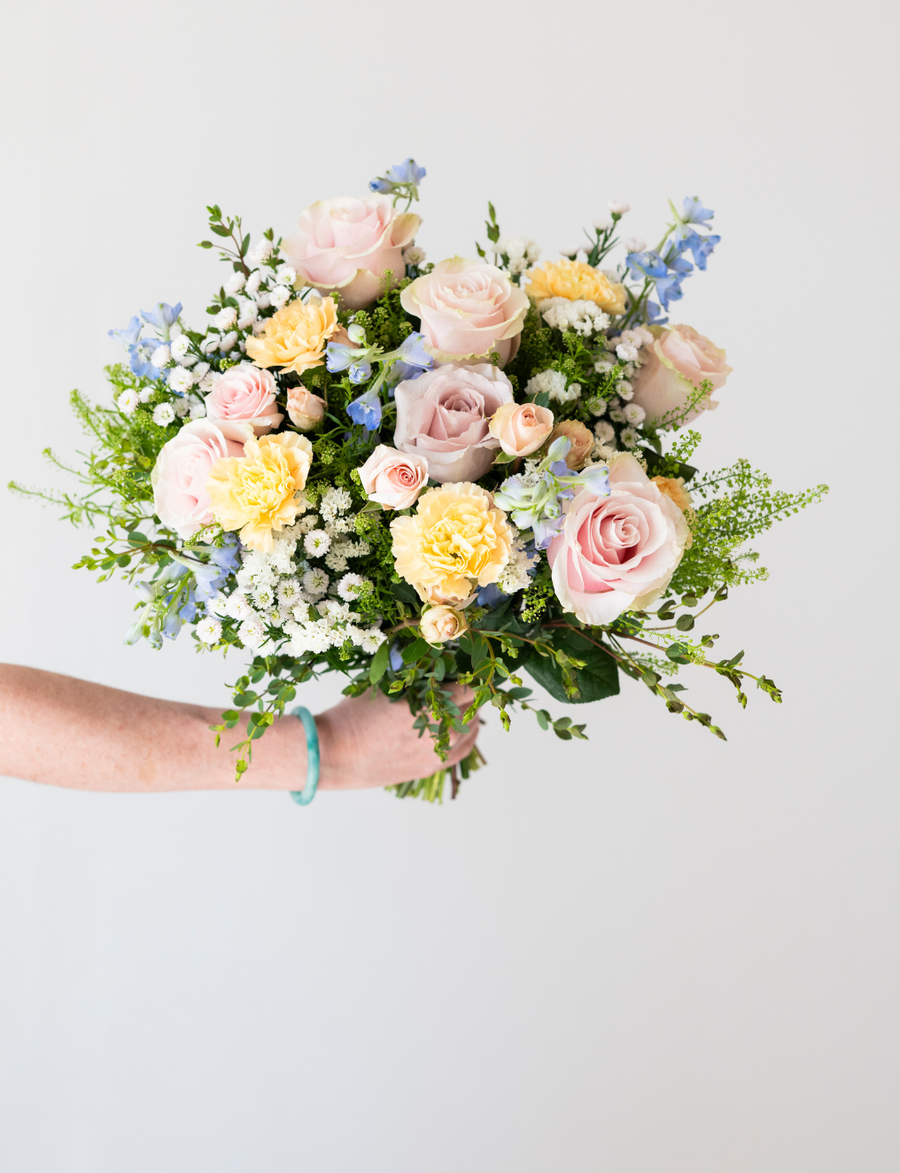 Coral Funky Cold Medina Rose | Bulk Fresh DIY Wedding Flowers